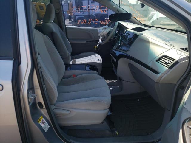 Photo 5 from auction – 2013 TOYOTA SIENNA LE with VIN 5TDKK3DC2DS316804