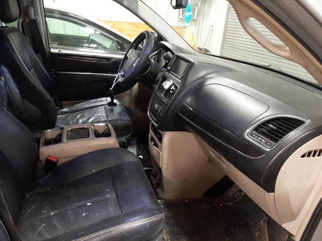 Photo 5 from auction – 2014 CHRYSLER TOWN & COU with VIN 2C4RC1BG5ER112983