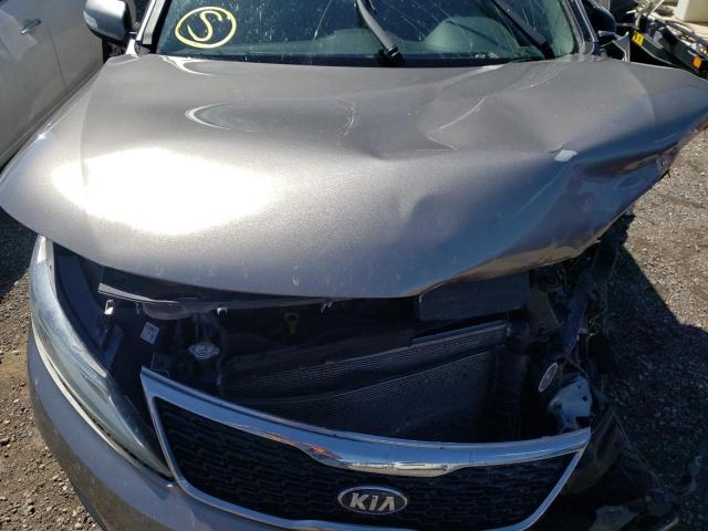 Photo 7 from auction – 2015 KIA SORENTO LX with VIN 5XYKTDA77FG615537