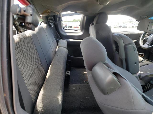 Photo 6 from auction – 2004 FORD F-150 HERI with VIN 2FTRX17W24CA36371