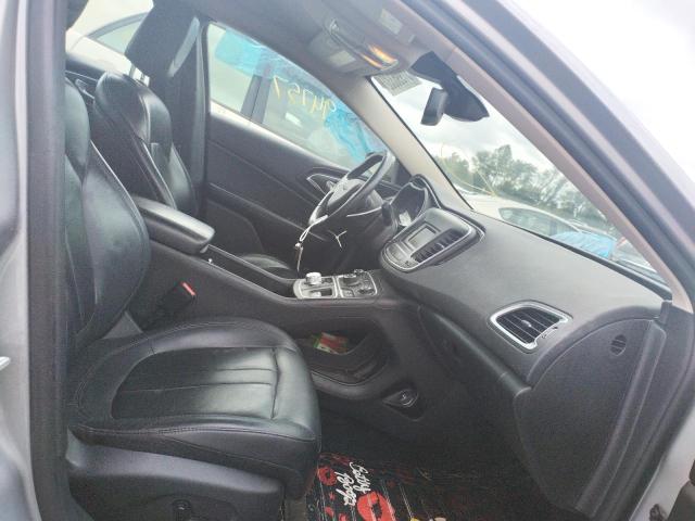 Photo 5 from auction – 2015 CHRYSLER 200 C with VIN 1C3CCCCB2FN701660