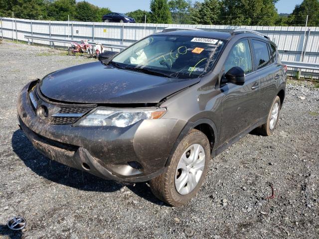 Photo 2 from auction – 2015 TOYOTA RAV4 LE with VIN JTMBFREVXFD144902