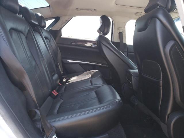 Photo 6 from auction – 2016 LINCOLN MKZ with VIN 3LN6L2JK9GR609204