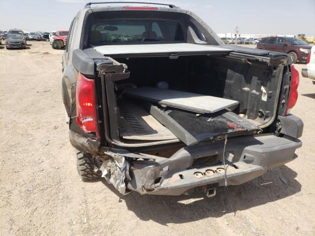 Photo 9 from auction – 2003 CHEVROLET AVALANCHE with VIN 3GNGK23G23G124159