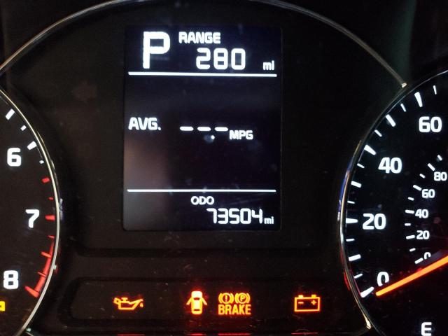 Photo 8 from auction – 2017 KIA FORTE LX with VIN 3KPFK4A77HE130058