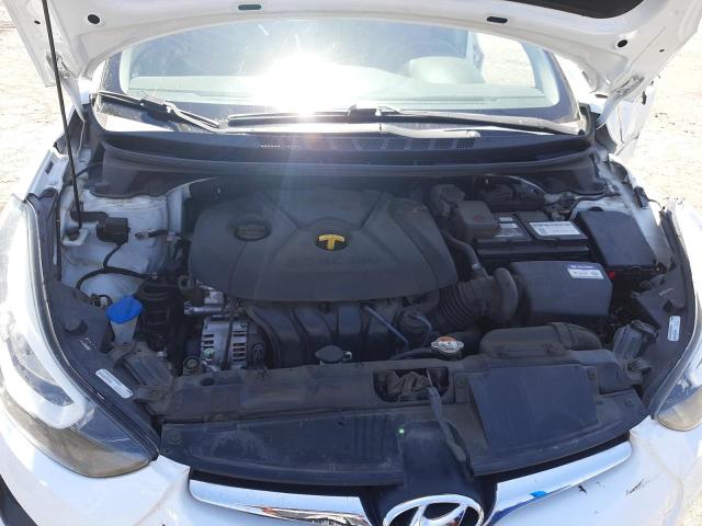 Photo 7 from auction – 2016 HYUNDAI ELANTRA SE with VIN 5NPDH4AE3GH733779