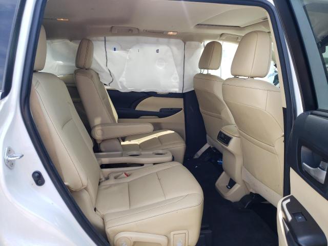 Photo 6 from auction – 2018 TOYOTA HIGHLANDER with VIN 5TDKZRFH0JS547221