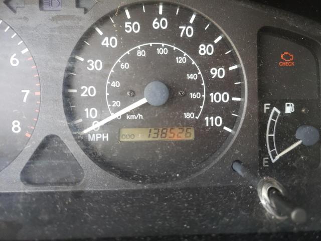 Photo 8 from auction – 2001 TOYOTA COROLLA CE with VIN 2T1BR12E11C429572