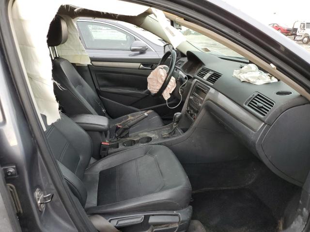 Photo 5 from auction – 2014 VOLKSWAGEN PASSAT S with VIN 1VWAT7A30EC103791