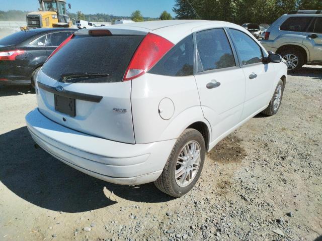 Photo 4 from auction – 2005 FORD FOCUS ZX5 with VIN 3FAFP37NX5R106932