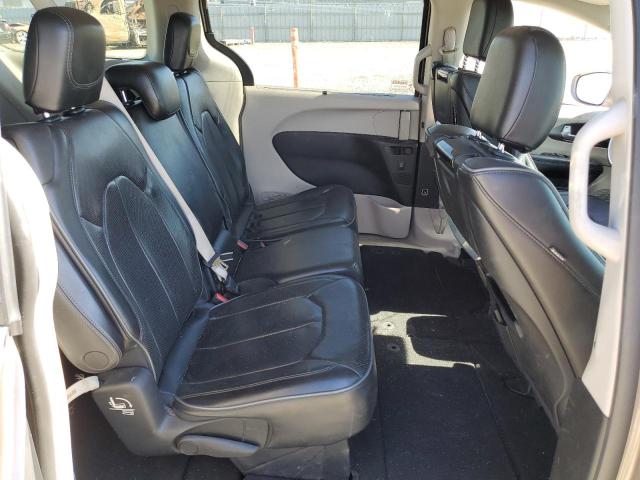 Photo 6 from auction – 2017 CHRYSLER PACIFICA L with VIN 2C4RC1GG5HR835732