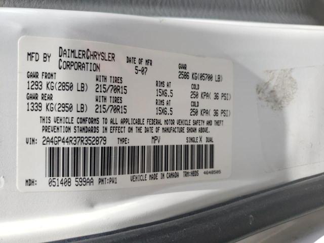 Photo 10 from auction – 2007 CHRYSLER TOWN & COU with VIN 2A4GP44R37R352879
