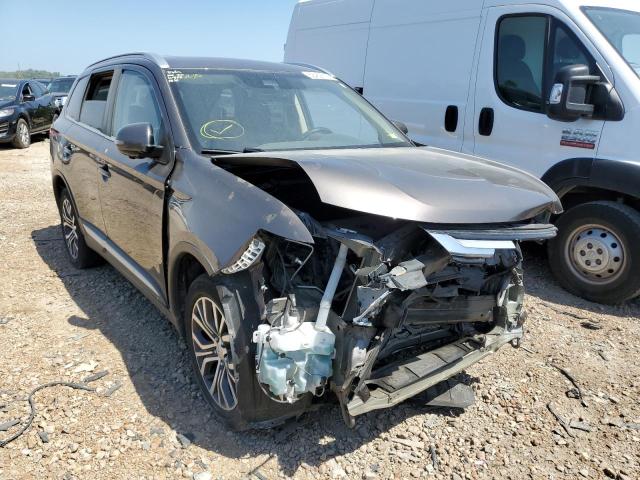 MITSUBISHI OUTLANDER 2017 with VIN JA4AZ3A38HZ065961 - Photo from auction