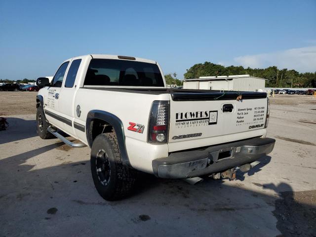 Photo 3 from auction – 2000 CHEVROLET SILVERADO with VIN 1GCEK19T0YE112394
