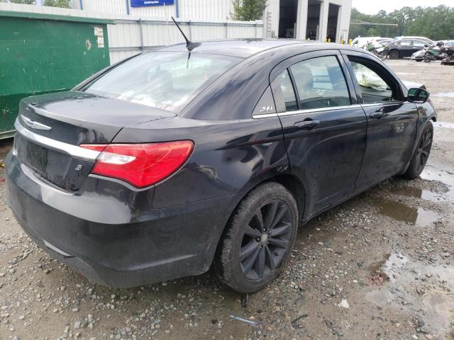 Photo 4 from auction – 2013 CHRYSLER 200 TOURIN with VIN 1C3CCBBG2DN720195