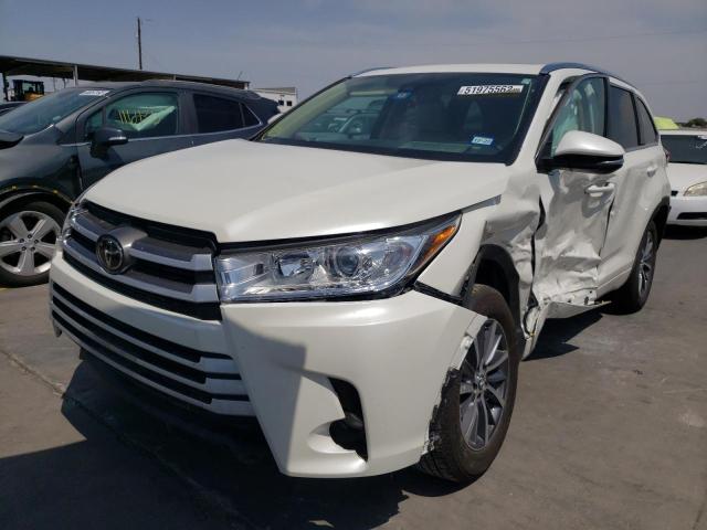 Photo 2 from auction – 2018 TOYOTA HIGHLANDER with VIN 5TDKZRFH0JS547221