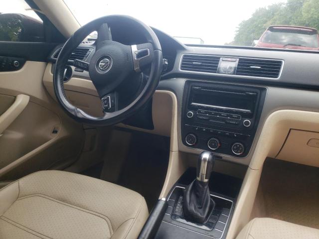 Photo 9 from auction – 2014 VOLKSWAGEN PASSAT S with VIN 1VWAP7A33EC017363
