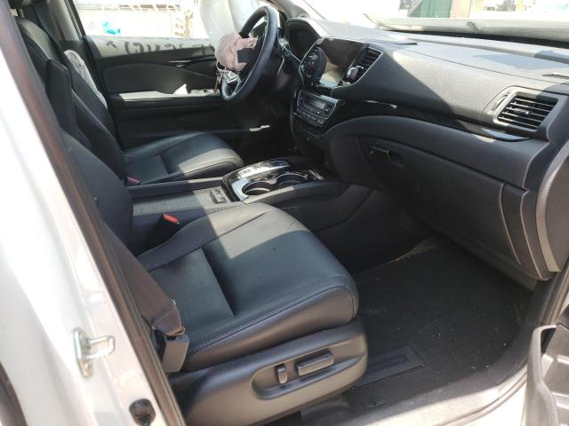 Photo 5 from auction – 2019 HONDA PILOT TOUR with VIN 5FNYF5H93KB027571