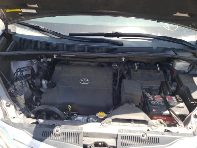 Photo 7 from auction – 2015 TOYOTA SIENNA XLE with VIN 5TDDK3DCXFS113512