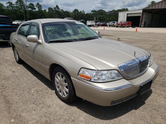LINCOLN TOWN CAR S 2011 with VIN 2LNBL8CV5BX757272 - Photo from auction