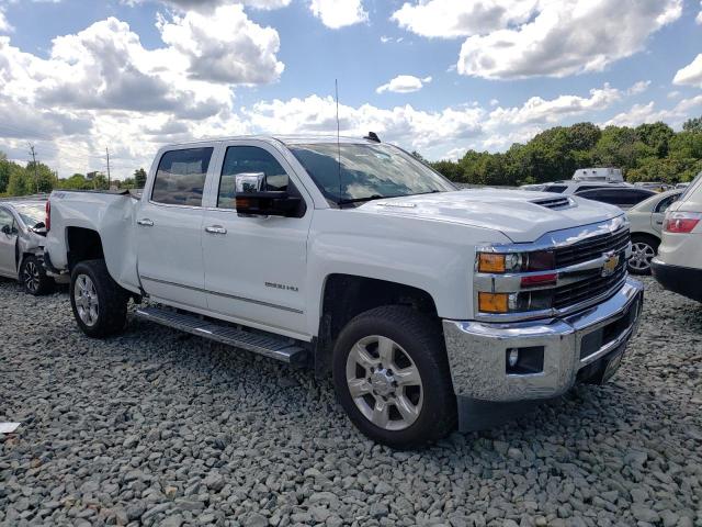 CHEVROLET SILVERADO 2017 with VIN 1GC1KWEY6HF100502 - Photo from auction