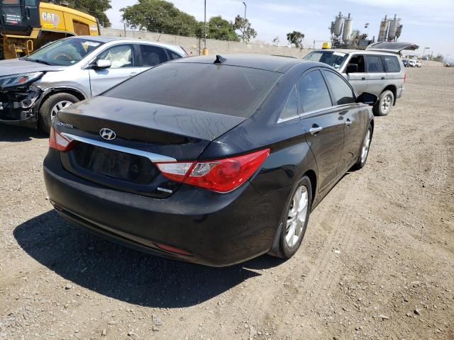 Photo 4 from auction – 2013 HYUNDAI SONATA SE with VIN 5NPEC4ACXDH661296