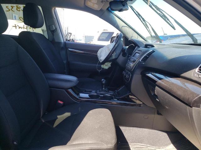 Photo 5 from auction – 2015 KIA SORENTO LX with VIN 5XYKTDA77FG615537