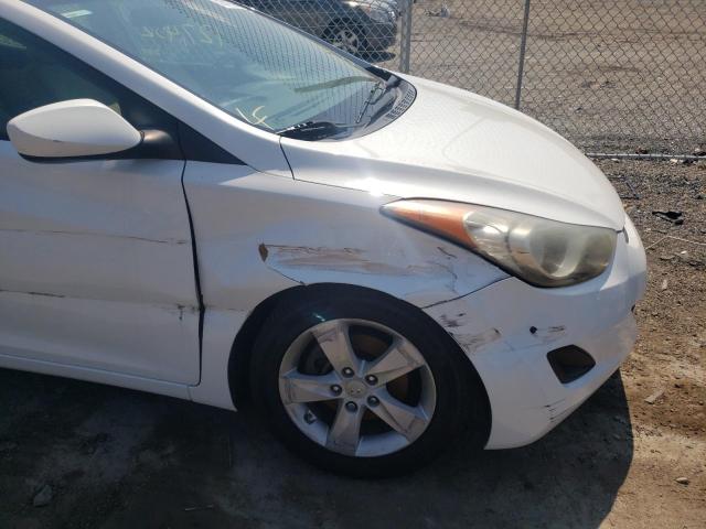 Photo 9 from auction – 2011 HYUNDAI ELANTRA GL with VIN 5NPDH4AE6BH017208