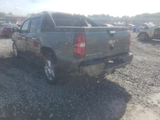 Photo 3 from auction – 2011 CHEVROLET AVALANCHE with VIN 3GNMCFE04BG143527