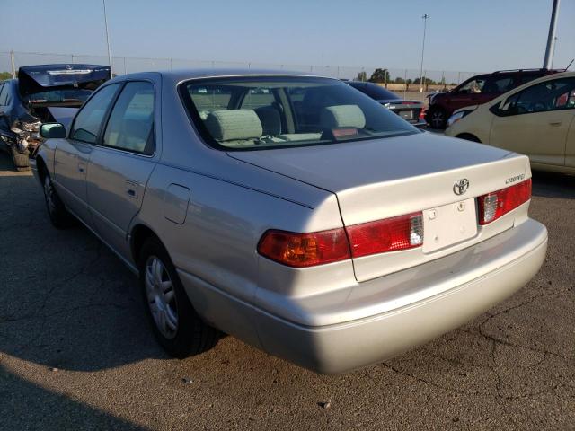 Photo 3 from auction – 2001 TOYOTA CAMRY with VIN 4T1BG22K01U804447