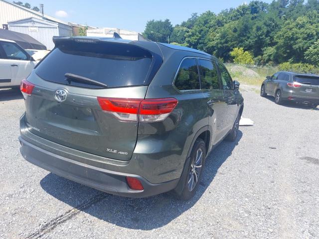 Photo 4 from auction – 2018 TOYOTA HIGHLANDER with VIN 5TDJZRFH2JS497935
