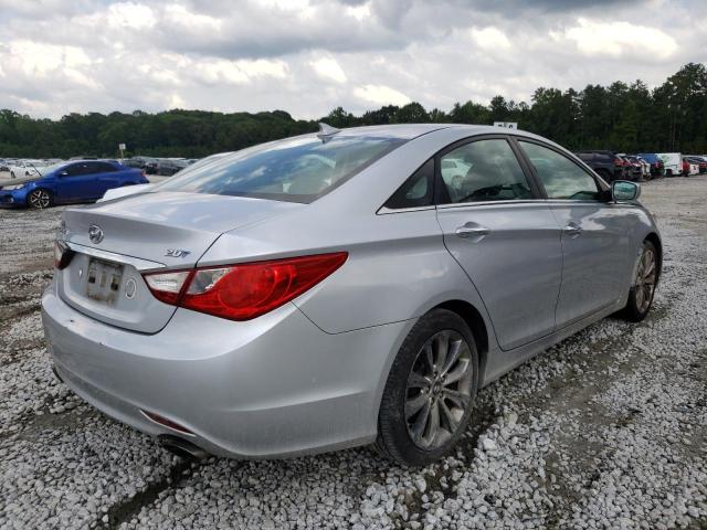 Photo 4 from auction – 2012 HYUNDAI SONATA SE with VIN 5NPEC4ABXCH336511