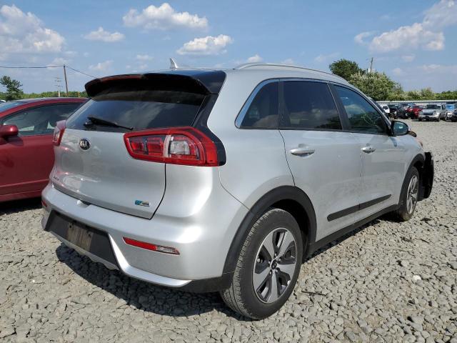 Photo 4 from auction – 2017 KIA NIRO EX with VIN KNDCC3LC2H5066835