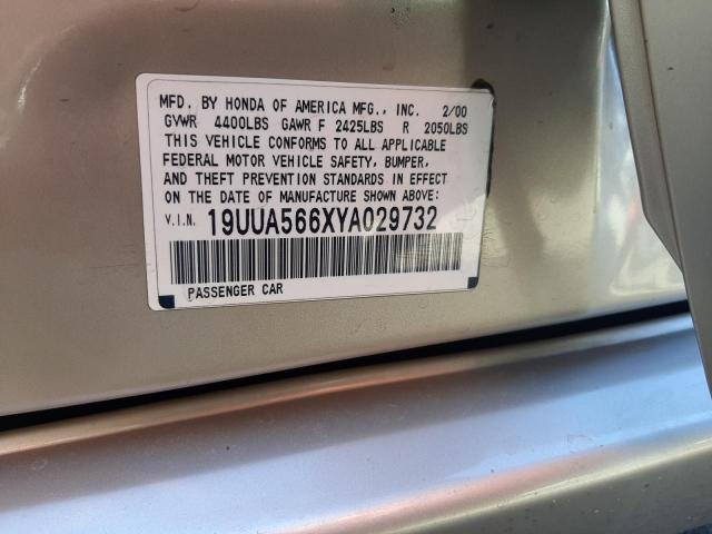 Photo 10 from auction – 2000 ACURA 3.2TL with VIN 19UUA566XYA029732