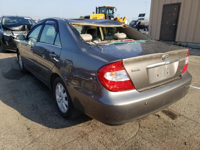 Photo 3 from auction – 2004 TOYOTA CAMRY LE with VIN 4T1BF30K54U570760