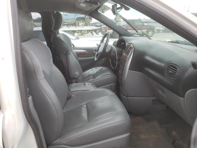 Photo 5 from auction – 2005 CHRYSLER TOWN & COU with VIN 2C8GP64L15R170753