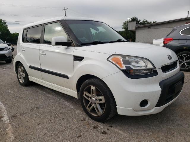 KIA SOUL + 2011 with VIN KNDJT2A27B7704729 - Photo from auction