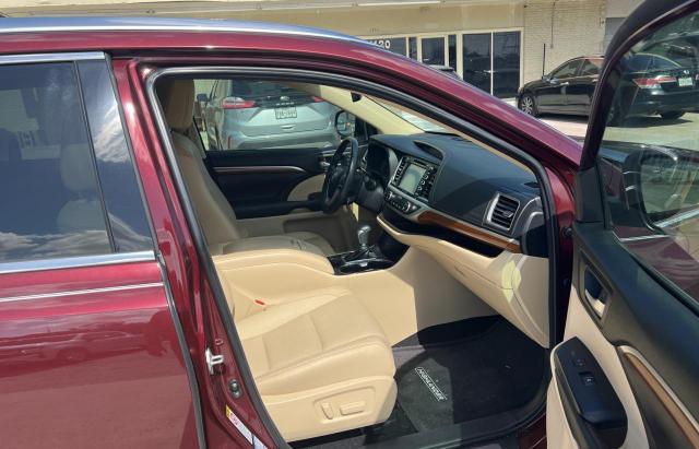 Photo 5 from auction – 2018 TOYOTA HIGHLANDER with VIN 5TDDZRFH8JS812167