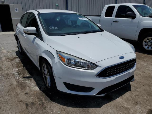 FORD FOCUS SE 2015 con VIN 1FADP3K20FL300972 - Foto de la subasta