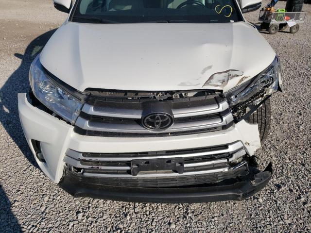 Photo 7 from auction – 2019 TOYOTA HIGHLANDER with VIN 5TDJZRFH6KS585565
