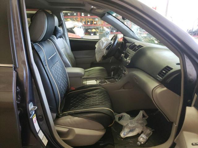 Photo 5 from auction – 2012 TOYOTA HIGHLANDER with VIN 5TDBK3EH8CS146439
