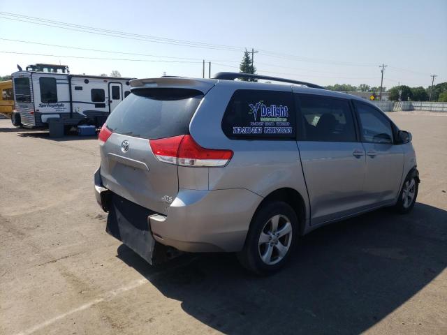 Photo 4 from auction – 2013 TOYOTA SIENNA LE with VIN 5TDKK3DC2DS316804
