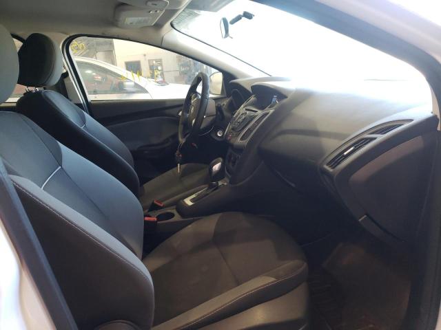 Zdjęcie 5 z aukcji – 2014 FORD FOCUS SE z VIN 1FADP3K25EL265764