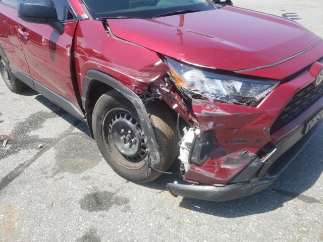 Photo 9 from auction – 2021 TOYOTA RAV4 LE with VIN JTMF1RFVXMD070683
