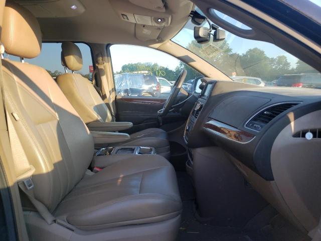 Photo 5 from auction – 2011 CHRYSLER TOWN & COU with VIN 2A4RR8DG1BR676690