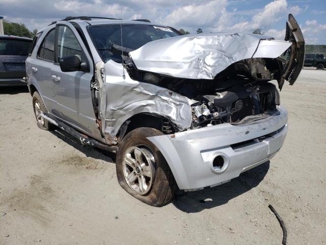 KIA SORENTO EX 2005 with VIN KNDJC733855463136 - Photo from auction