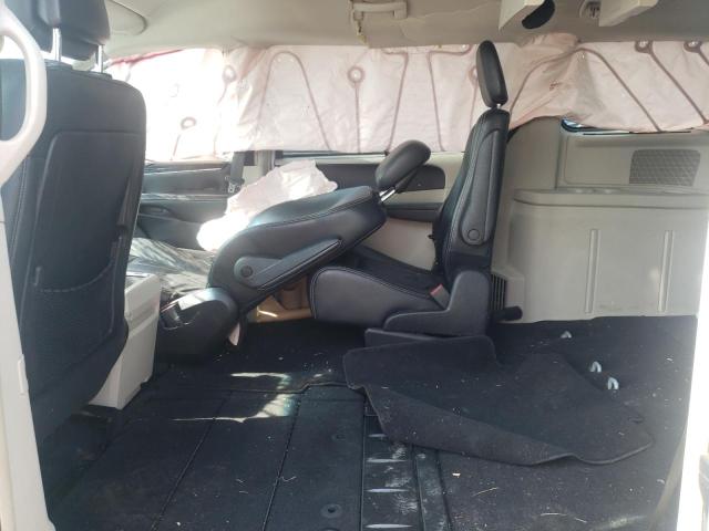Photo 6 from auction – 2013 CHRYSLER TOWN & COU with VIN 2C4RC1BG8DR539802