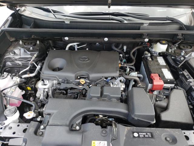Photo 7 from auction – 2022 TOYOTA RAV4 LE with VIN 2T3F1RFV0NW263526