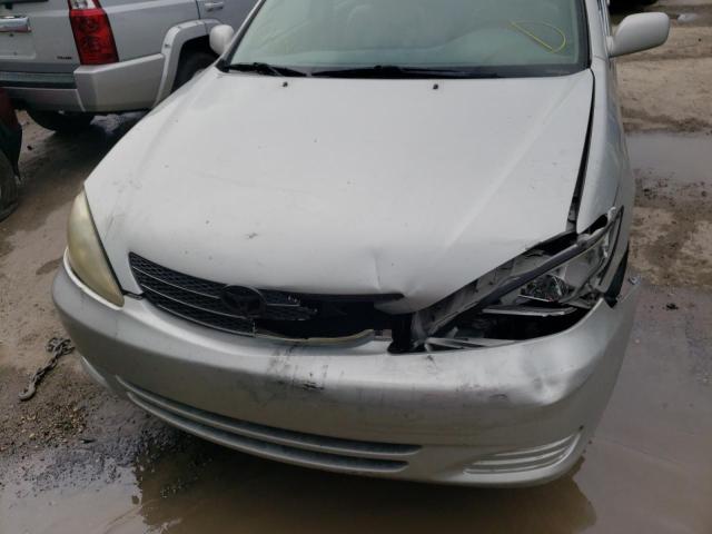 Photo 9 from auction – 2003 TOYOTA CAMRY LE with VIN 4T1BE32K93U143922