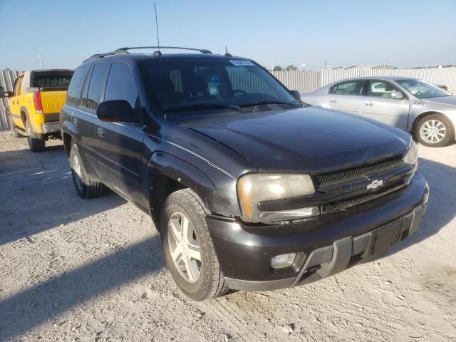 CHEVROLET TRAILBLAZE 2005 with VIN 1GNDT13S152157812 - Photo from auction